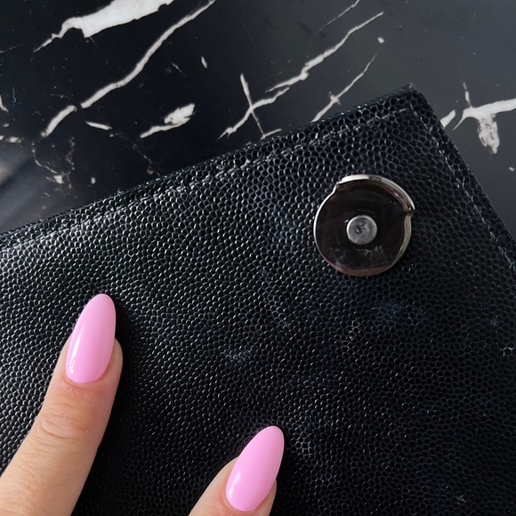 SAINT LAURENT SMALL ENVELOPE IN QUILTED GRAIN DE POUDRE EMBOSSED LEATHER - Picture 12 of 12